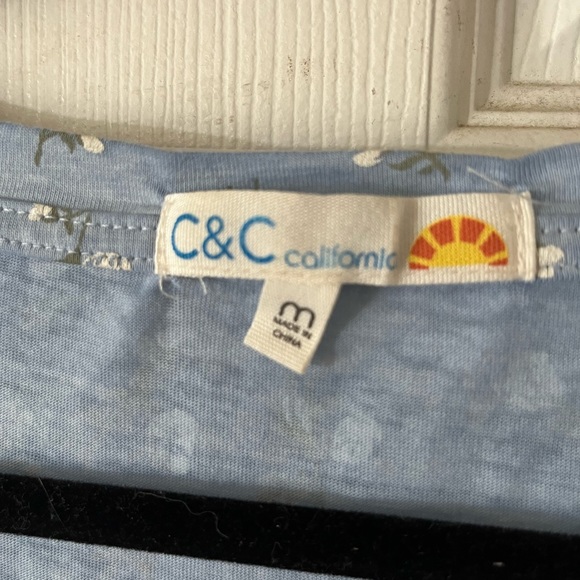 C&C California Light Blue Women’s Short Sleeve Top Sz M - Picture 7 of 7